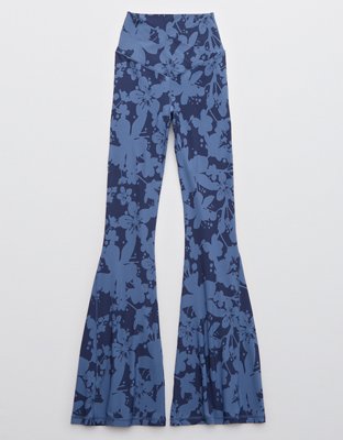 Женские брюки Aerie OFFLINE By Aerie Real Me Floral High Waisted Crossover Super Flare Legging — фото 4