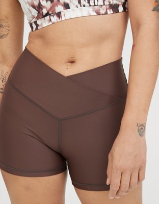 Женские брюки Aerie OFFLINE Shine High Waisted 4" Shortie — фото 5