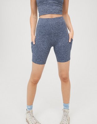 Женские брюки Aerie OFFLINE The Hugger High Waisted Pocket Bike Short — фото 4