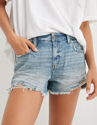 The Best Denim Shorts for Athletic Legs (That Don't Gap at the