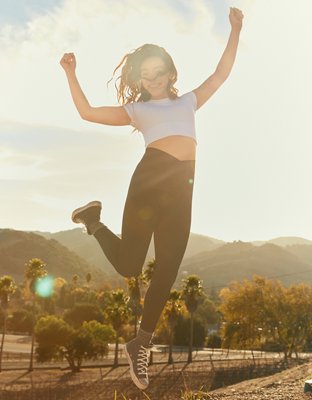 OFFLINE By Aerie Real Me High Waisted Crossover Legging