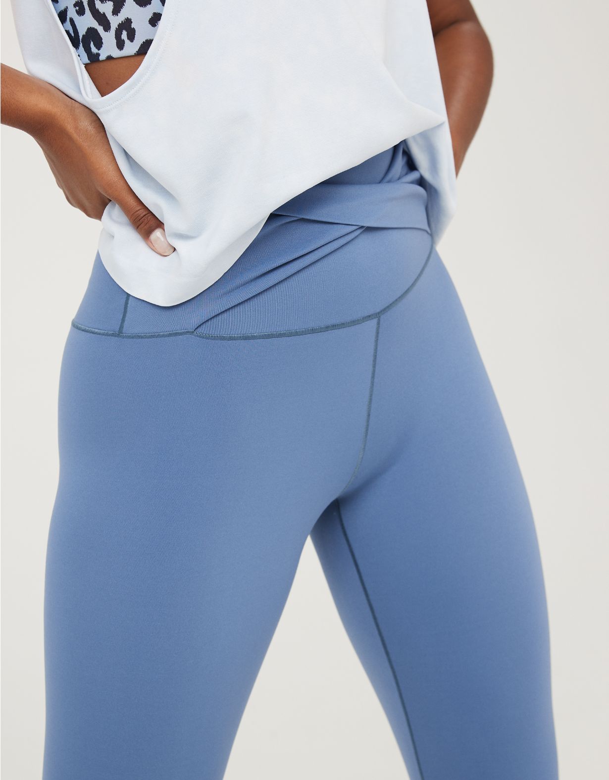OFFLINE By Aerie Real Me High Waisted Twist Legging