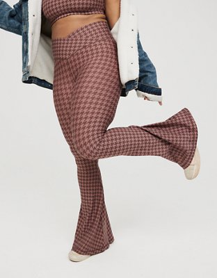 Aerie's Crossover Flare Leggings Are My New Favorite Going-Out Pants