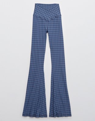 Женские брюки Aerie OFFLINE By Aerie Real Me High Waisted Crossover Super Flare Legging — фото 3