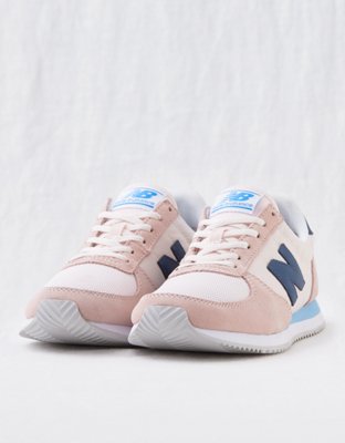 Женские кроссовки Aerie New Balance Women's 220 Sneaker — фото 3