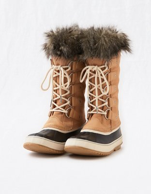 the bay sorel womens boots