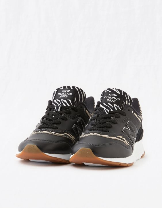 New Balance 997H Women's Sneaker