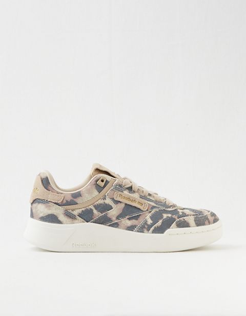 Женские кроссовки Aerie Reebok Club C Legacy Sneaker