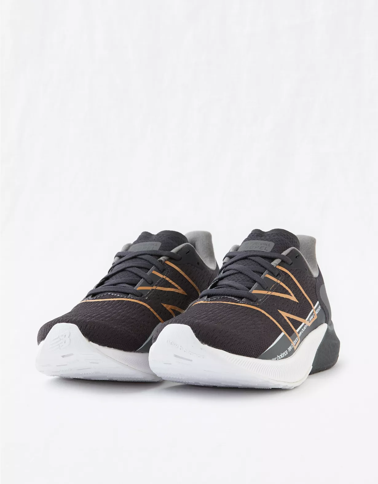 New Balance Fuelcell Propel V2 Sneaker