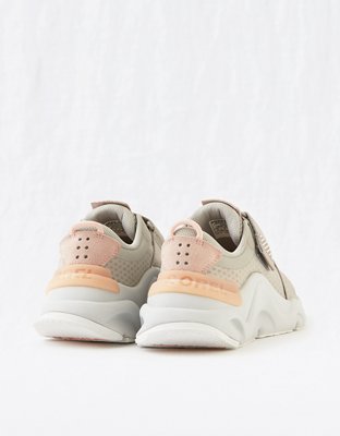 Женские кроссовки Aerie Sorel Kinetic RNEGD Strap Sneaker — фото 4