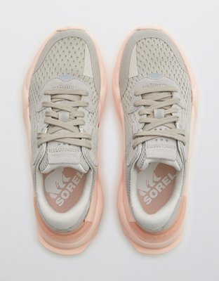 Женские кроссовки Aerie Sorel Kinetic Renegade Lace Sneaker — фото 2