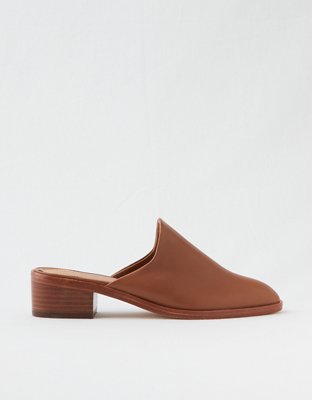 Soludos store venetian mule