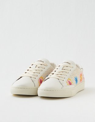soludos sun sneakers