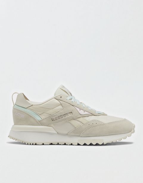 Женские кроссовки Aerie Reebok LX 2200 Sneaker