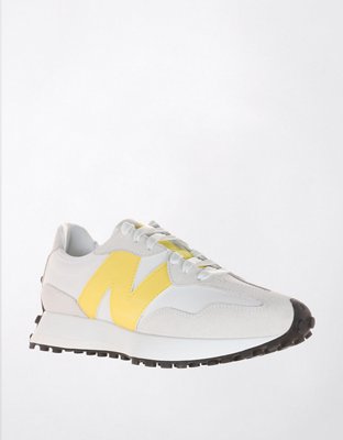 New Balance 327 Sneaker | Aerie