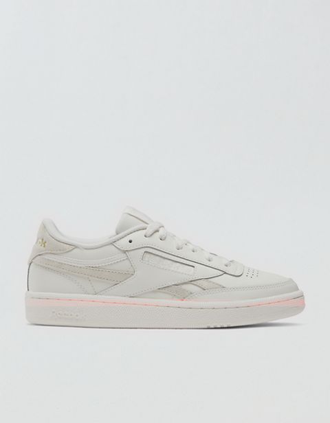 Женские кроссовки Aerie Reebok Club C Revenge Sneaker