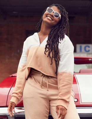Aerie Fleece-Of-Mind Cropped Quarter Zip Hoodie