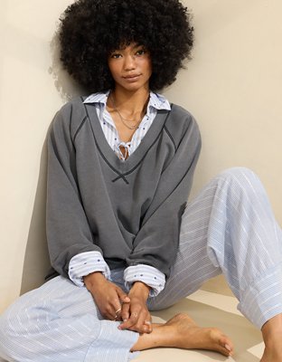 Aerie Big Chill Bow Crew Sweatshirt