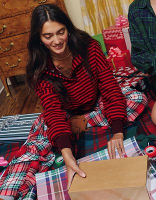 Aerie Oh Snap! Classic Sweatshirt