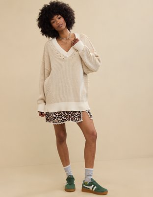 Aerie Beyond Chenille V-Neck Sweater