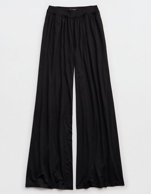 OFFLINE By Aerie The Hugger Go With The Flow Super Wide Leg Pant
