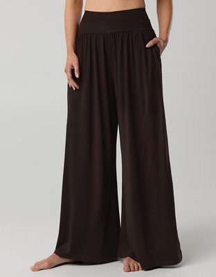 OFFLINE By Aerie The Hugger Go With The Flow Super Wide Leg Pant