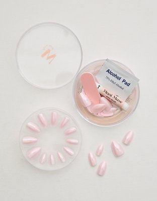 Mani Muse Strawberry Glazed Press-On Nails