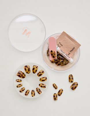 Mani Muse Cat's Meow Press-On Nails