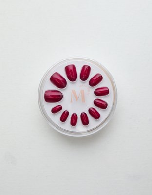 Mani Muse Burgundy Aura QikTips