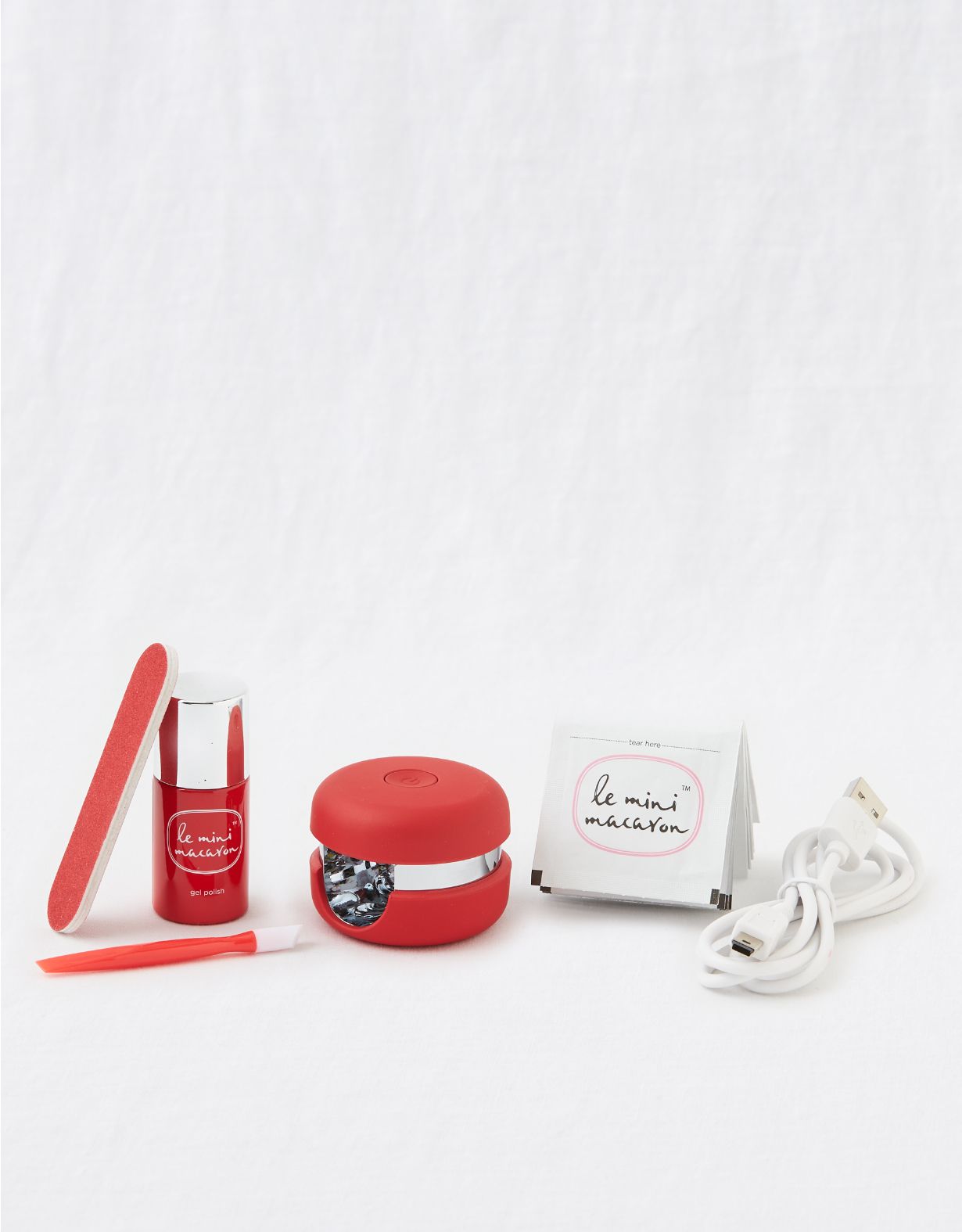 Le Mini Macaron Gel Manicure Kit - Cherry Red