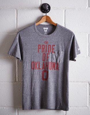 Tailgate Men's Oklahoma Pocket T-Shirt - Buy One Get One 50% Off 