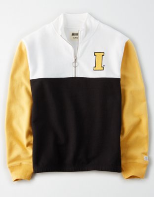 yellow iowa hawkeye sweatshirt