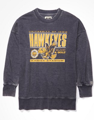 gold iowa hawkeye sweatshirt