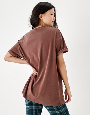 AE Oversized Queen Graphic T-Shirt