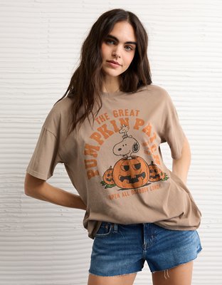 AE Oversized Snoopy Halloween Graphic T-Shirt