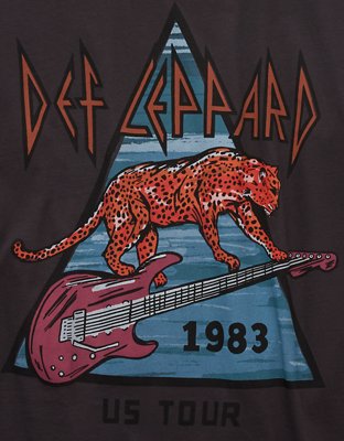 AE Oversized Def Leppard Graphic T-Shirt