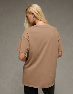AE Snoopy Holiday Relaxed Graphic T-Shirt