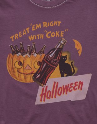 AE Coca-Cola Halloween Graphic Shrunken T-Shirt