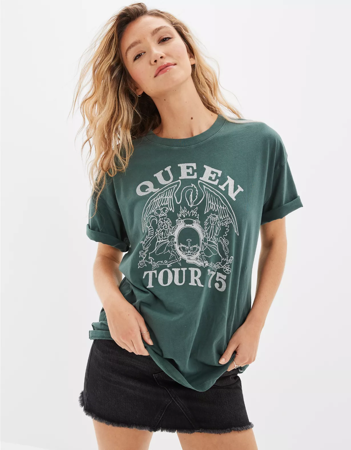 AE Oversized Queen Shine Graphic Tee