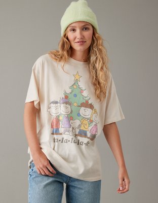 AE Oversized Holiday Peanuts Graphic T-Shirt