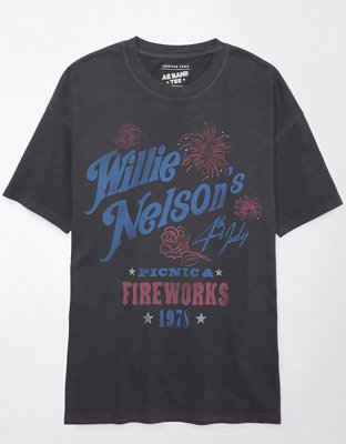 AE Oversized Willie Nelson Graphic T-Shirt