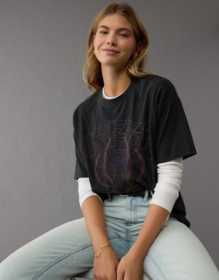 AE Kiss Oversized Graphic T-Shirt