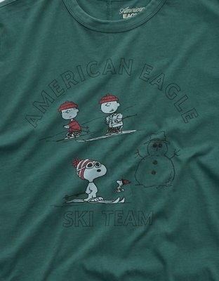 AE Holiday Peanuts Graphic T-Shirt