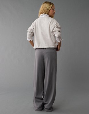 Женские худи American Eagle AE Snoopy Holiday Relaxed Crew Neck Sweatshirt — фото 2