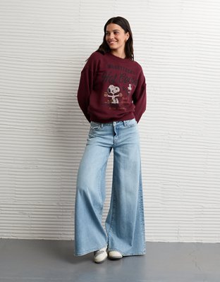 AE Peanuts Holiday Crewneck Sweatshirt