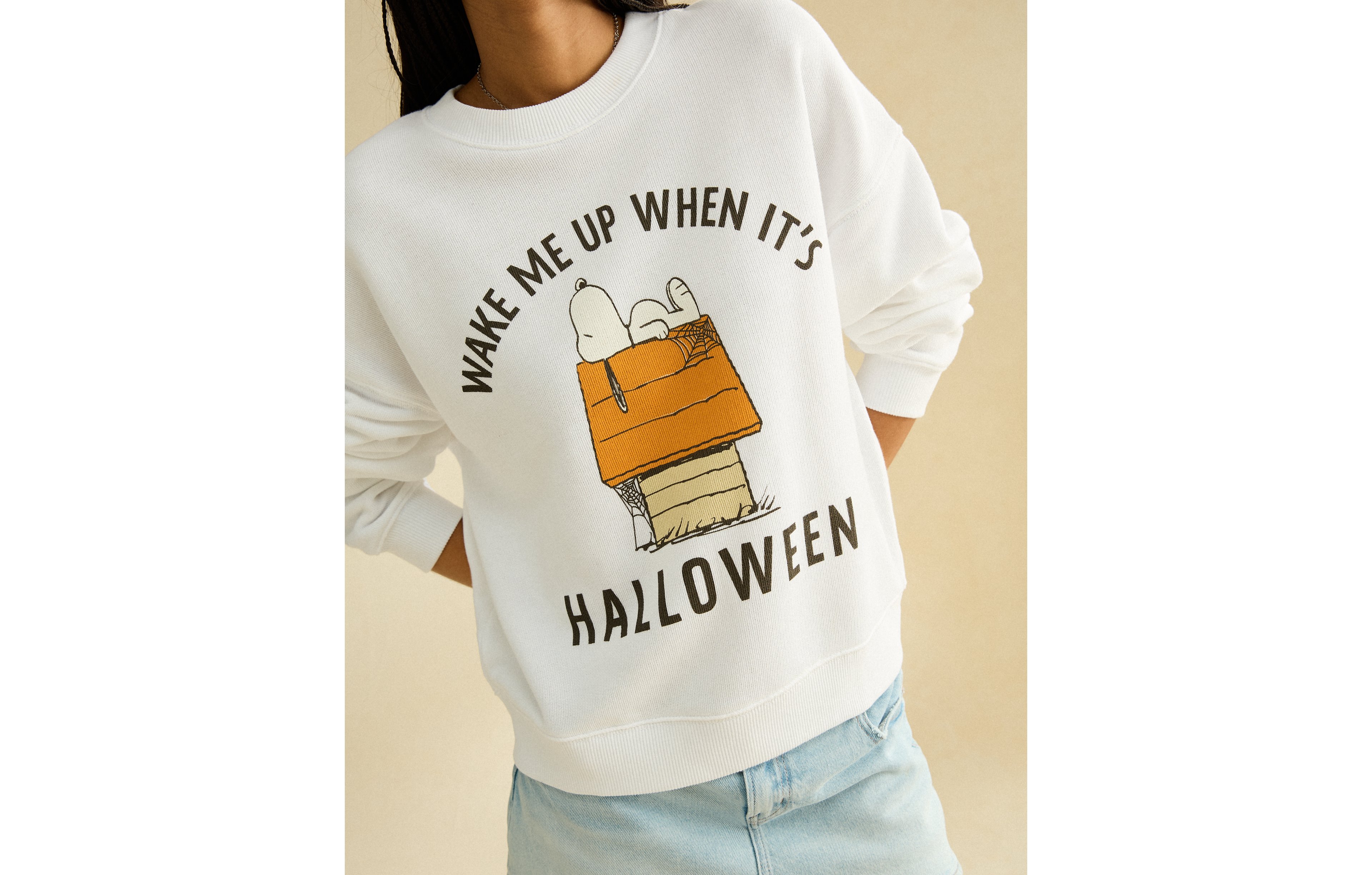 AE Peanuts Halloween Graphic Sweatshirt