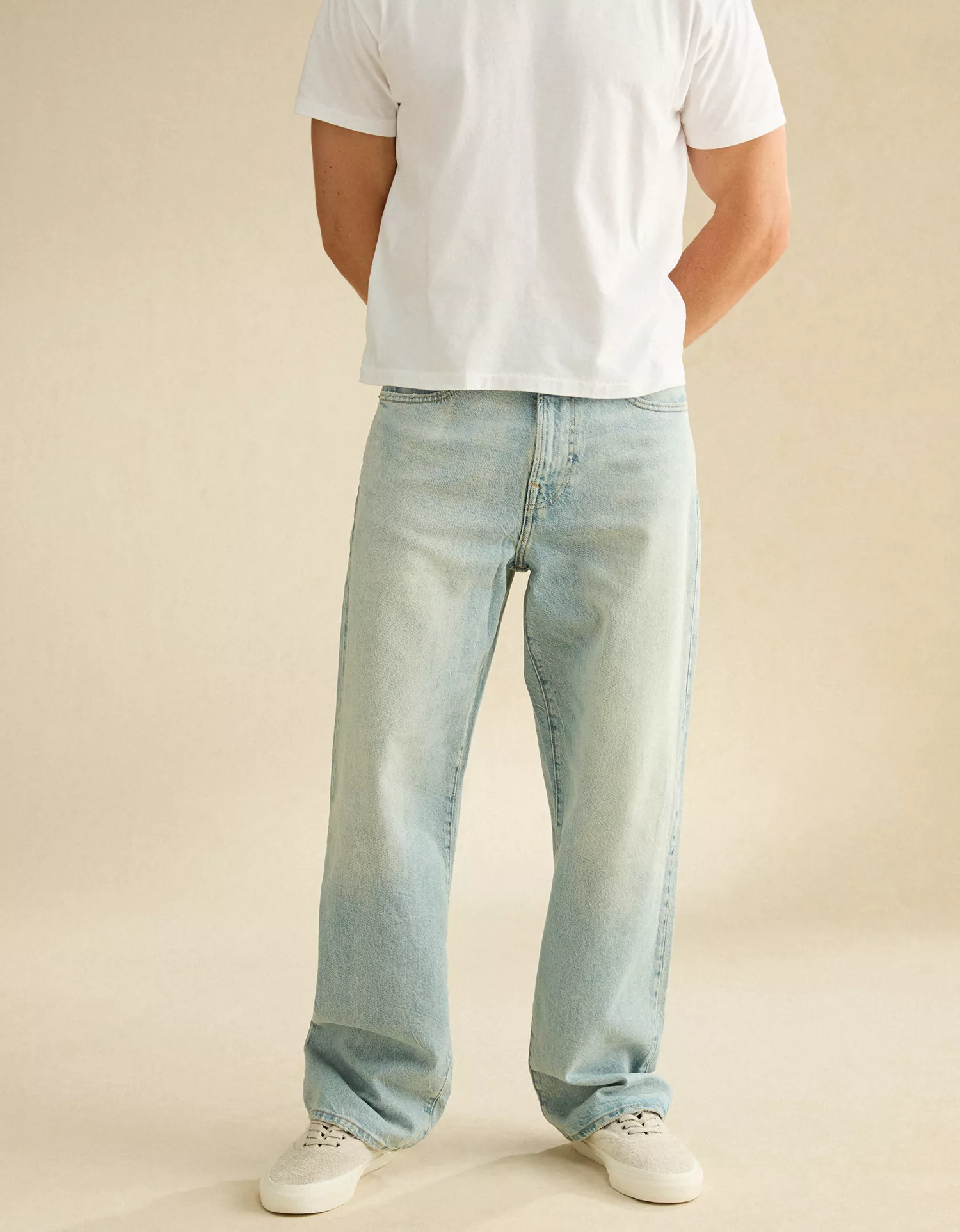 AE Loose Jean - thumbnail 2
