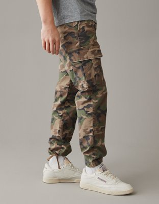 Slim camo hot sale cargo pants