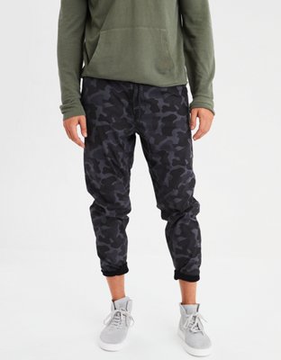 american eagle black jogger pants