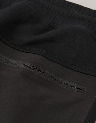 AE 24/7 Tech Fleece Jogger